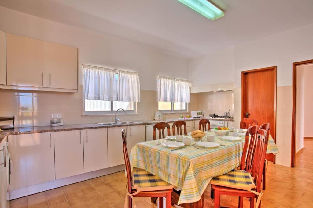 Villa Guita Family House Albufeira Bagian luar foto